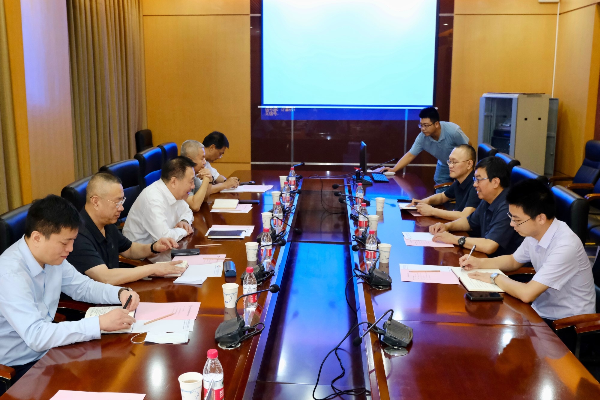 工投集團(tuán)黨委書記、董事長(zhǎng)金輝拜訪西北有色金屬研究院